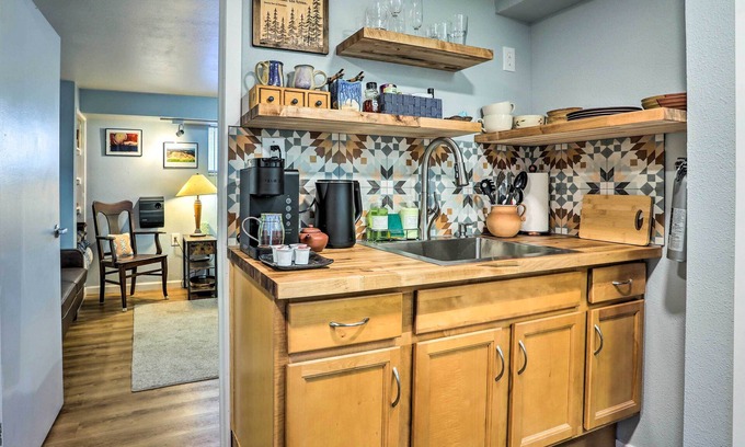 Sunnyside Apartment | 3 Mi to Dtwn: Convenient Denver Apt