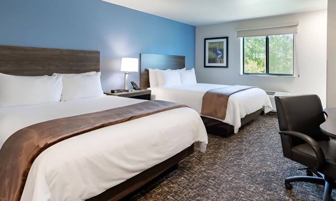 Westgate Hotel | 3 Pet-Friendly Rooms Close to Zing Zumm Museum for Fun Family Adventures