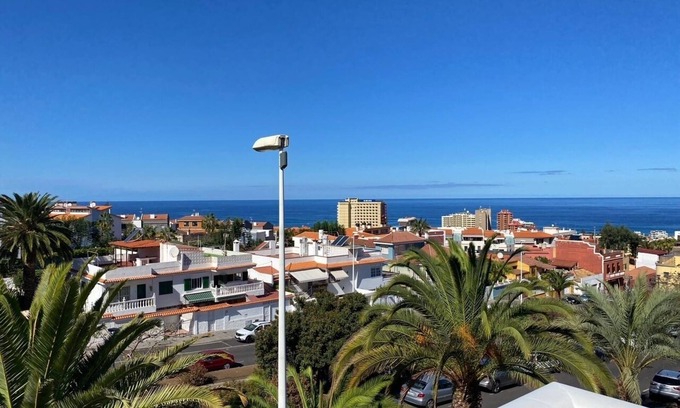 Puerto de la Cruz Apartment | 3 room apartment with fantastic views over the Atlantic and Teide