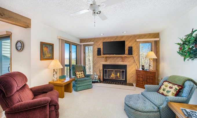 Harbor Springs Condo | 3-story dog-friendly condo w/free WiFi, balcony, shared heated pool, fireplace