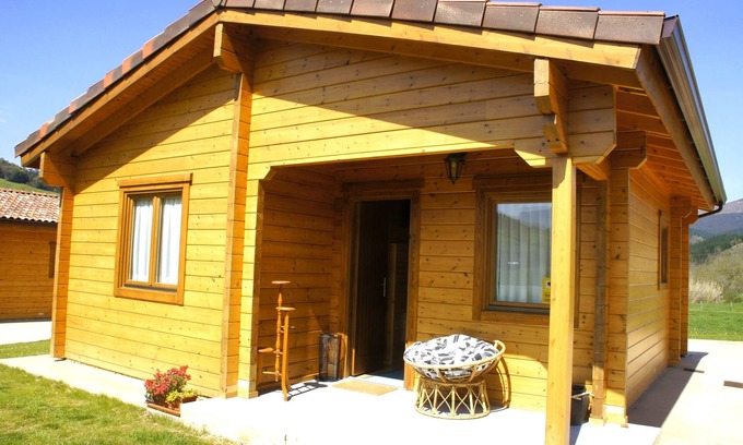 Ayala House | 3. Wooden cabin- Satia Berri