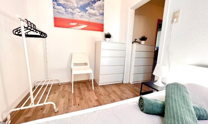 Hagen Apartment | 3 Zimmer, 5 Schlafplätze, zentral Hagen Süd, 4 min zur A45, frei parken