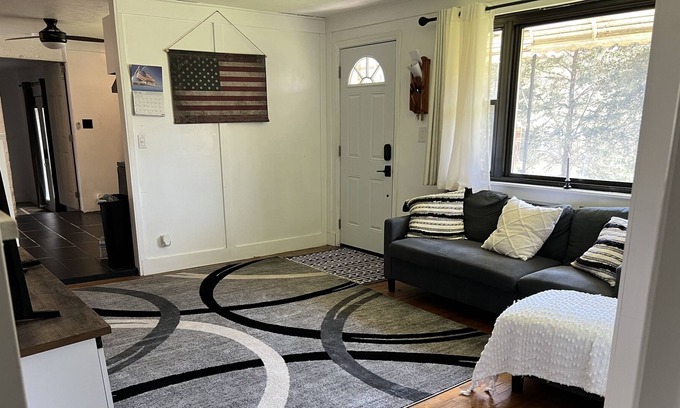 New Market House | 30 min from smoky mountains and downtown Knoxville