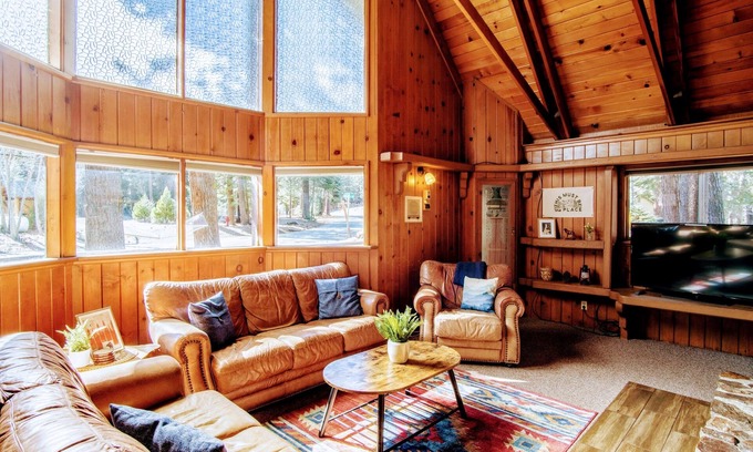 Ponderosa House | 30% OFF 7200 ft Sequoian - Large Family, Trail of 100 Giant, Sequoias, Rivers