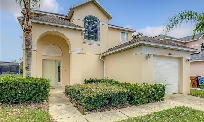 Haines City House | 300 Kokomo Loop House