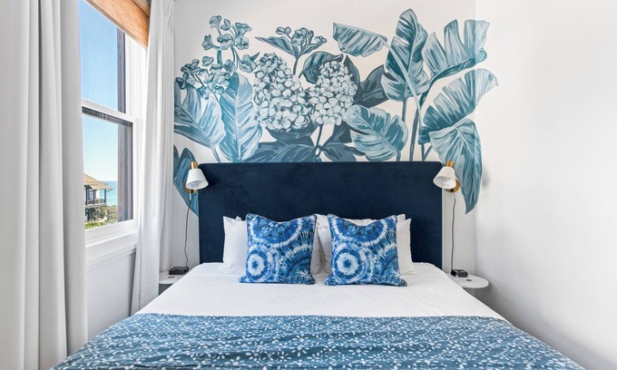 Rosemary Beach Hotel | 301 Rosemary Beach Inn - Includes Beach Chairs & Complimentary Breakfast + Access to 4 Pools