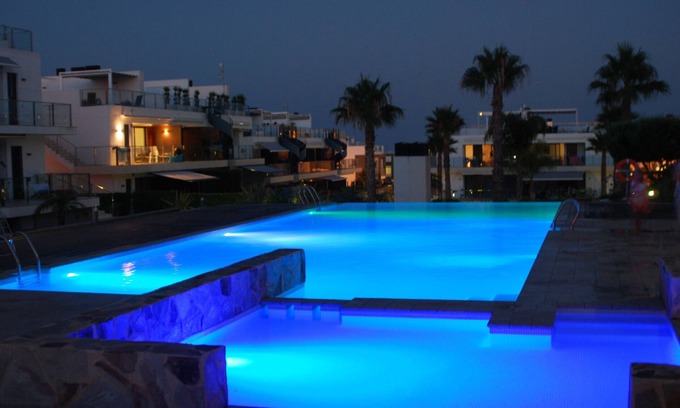 Los Altos Apartment | 3011 Residencial Egeo 3011
