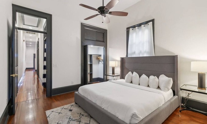Bywater Apartment | 3042 St Claude B (2/2)