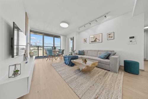 Nivy Apartment | 30th floor - City view from the heart of Bratislava EUROVEA