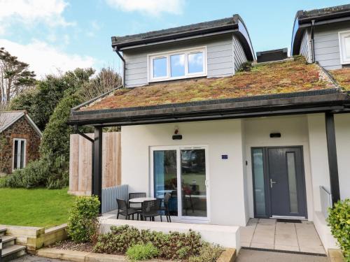 Porth House | 31 Garden Villas