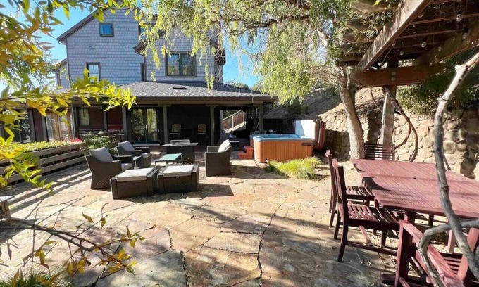 San Anselmo House | 324) Perfect for families!