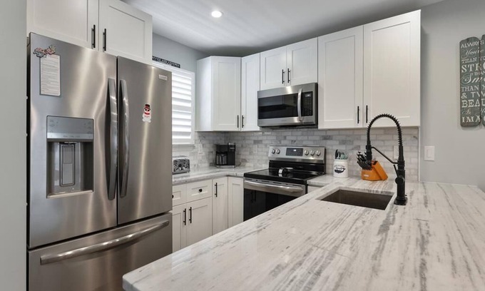 Sea Isle City Condo | 3400 Landis Avenue Unit 204