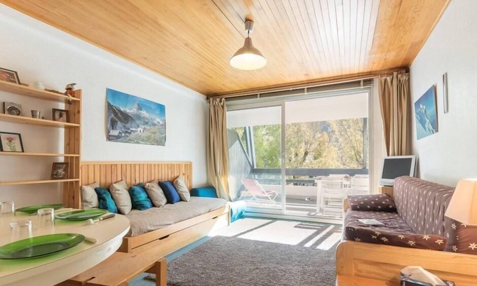 Saint-Chaffrey Apartment | 350m from ski slopes, 1st floor, terrace, parking, tv, ski locker, 56m², Serre Chevalier