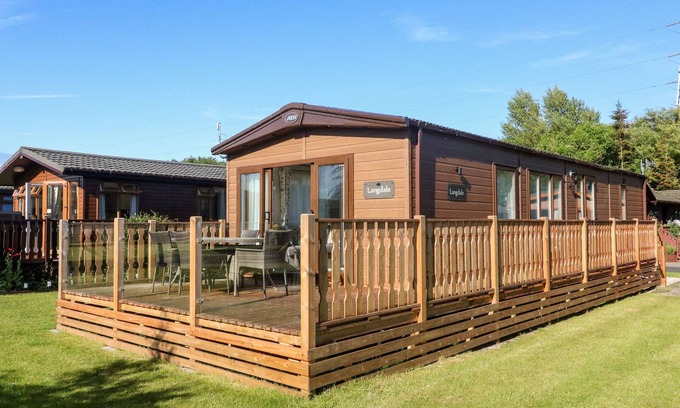 South Lakeland Leisure Village Cottage | 36 GRESSINGHAM, pet friendly, character holiday cottage in Carnforth