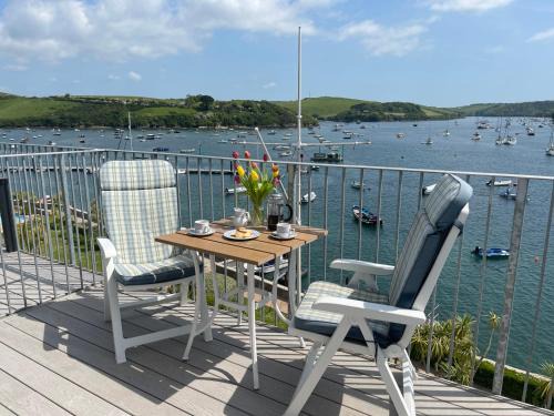 Salcombe House | 36 The Salcombe