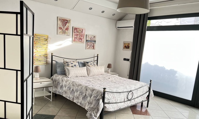 Pisa House | 37sqm studio for 2-4 people, independent entrance from garden, private bathroom