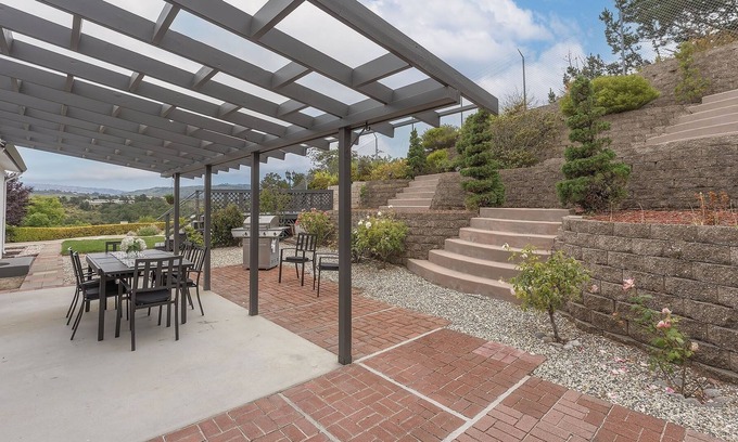 Del Rey Oaks House | 3896 Gather And Rest 3 Bedroom Home by Redawning