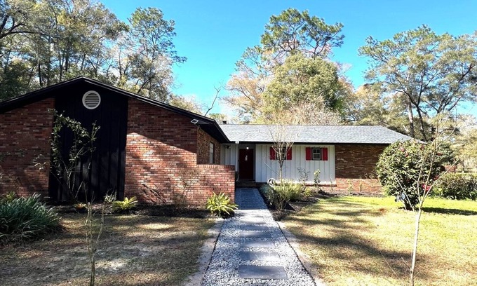 Fellowship Other | 3Bd/2Ba Horse Ranch on 1 Acre, ONLY 20min from WEC