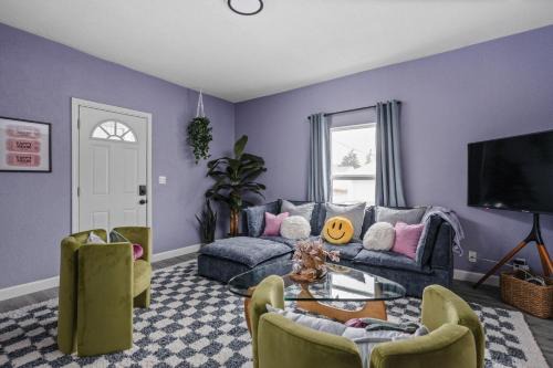 Indianapolis House | 3BD Home Near Downtown - Patio Lounge & Foosball