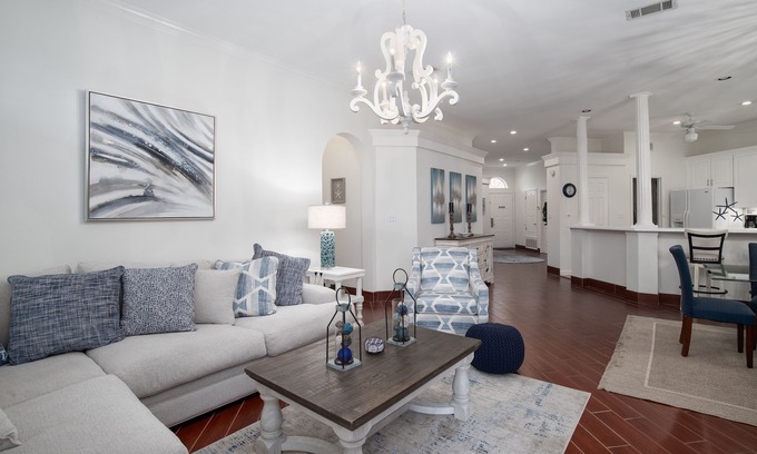 Sandestin Condo | 3BR Beach Villa w/6 Passenger GOLF CART! Steps to Pool. Tram. Screened Porch