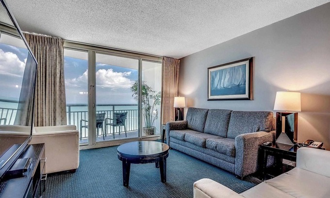 Downtown Myrtle Beach Condo | 3BR Direct Oceanfront at Oceans One, Pools, Modern