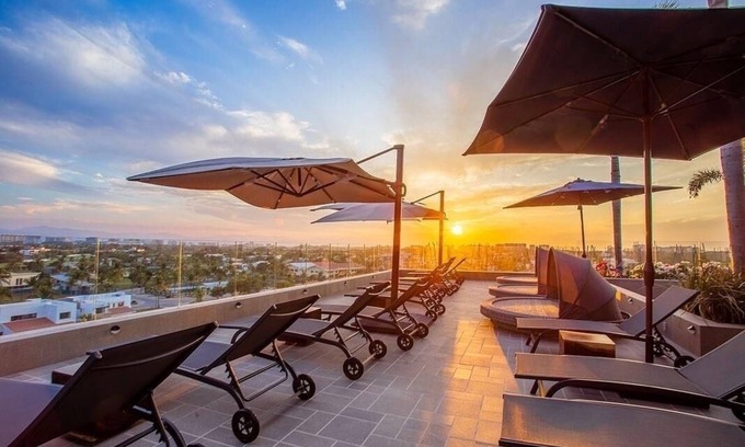 Las Jarretaderas Condo | 3BR Luxury Penthouse with Mountain View & Prime Location