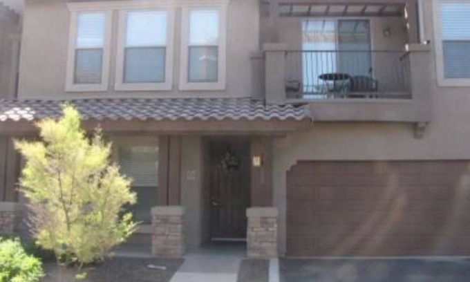 Litchfield Park Condo | 3BR Poolside Resort vacation Condo