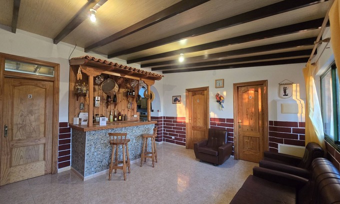 Vallehermoso House | 3BR Rustic House - Seaviews & Minibar