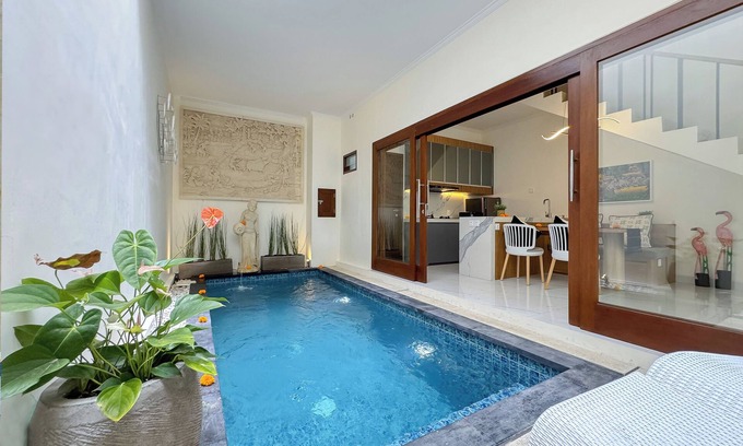 Nakula Villa | 3BR - Stylish Private Villla in Seminyak Area