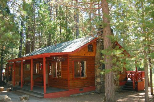 North Wawona Ski Chalet | 3N Lockwood Lodge