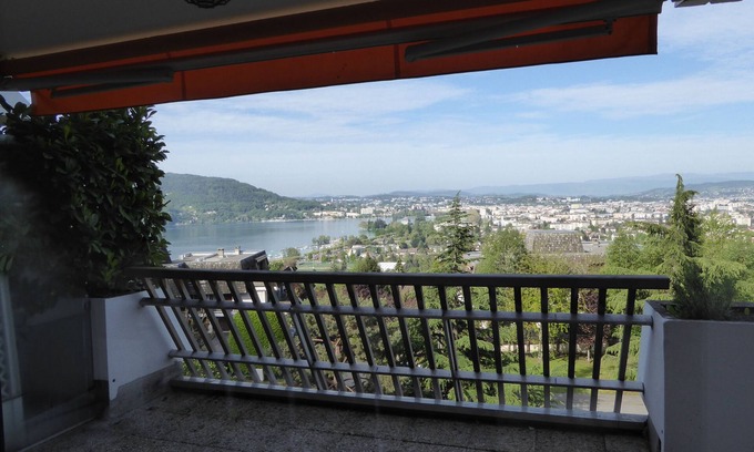 Annecy-le-Vieux Apartment | 3rd floor apartment with lake view swimming pool tennis