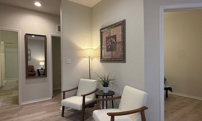 Helotes House | 4 bed 2 bath fully fenced backyard Tesla charger