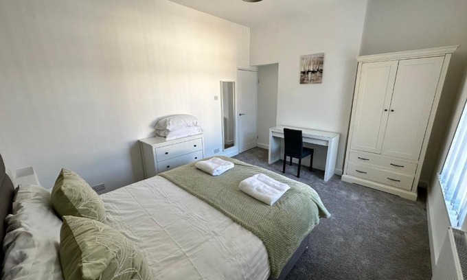 Stockton-on-Tees House | 4 bed house off Norton village