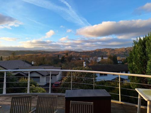 Windermere House | 4 Bed in Windermere 95682