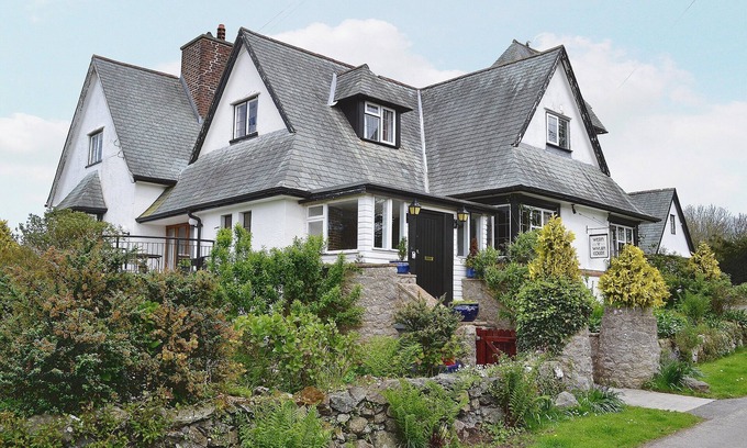 Llanddona Cottage | 4 bedroom accommodation in Wern-y-Wylan