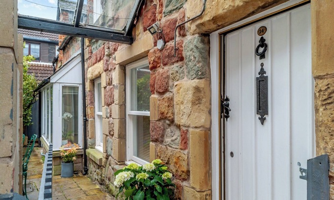 Alnmouth Cottage | 4 bedroom accommodation in Almouth, near Alnwick