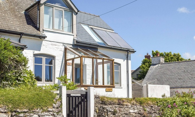 Marloes Cottage | 4 bedroom accommodation in Marloes