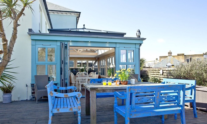 Newquay Cottage | 4 bedroom accommodation in Newquay