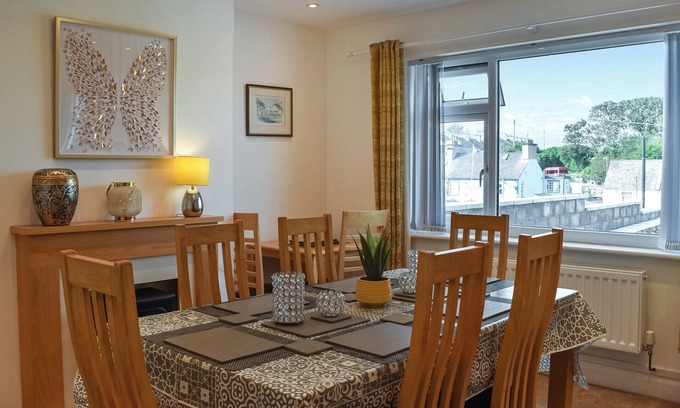 Amlwch Cottage | 4 bedroom accommodation in Amlwch