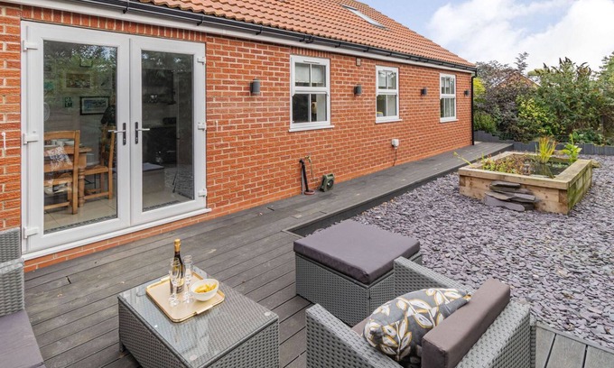 Scarborough Cottage | 4 bedroom accommodation in Cayton