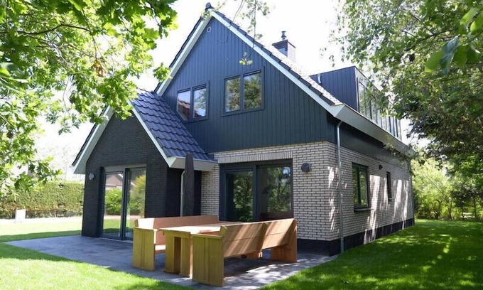 De Koog House | 4 bedroom accommodation in De Koog