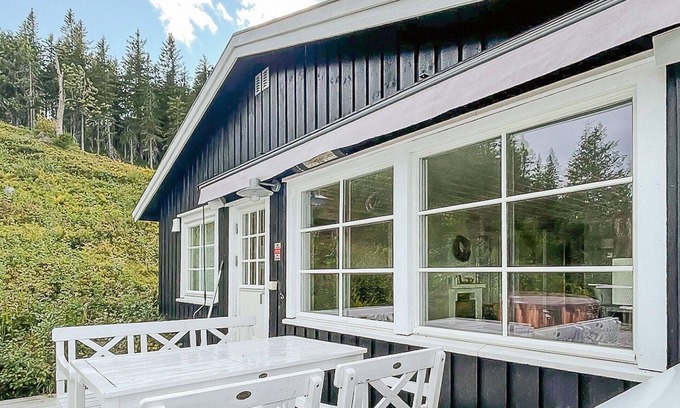 B House | 4 bedroom cozy home in Bø i Telemark