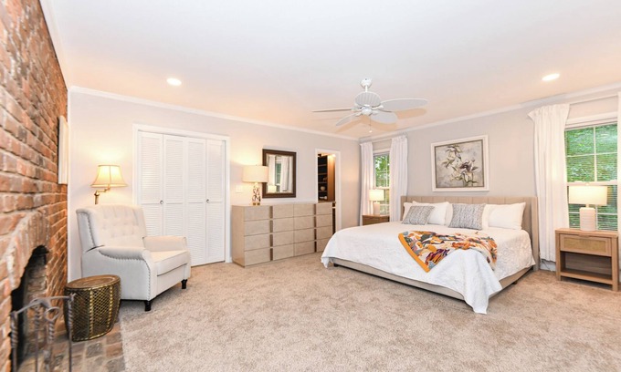 Greensboro House | 4-bedroom house in Greensboro.