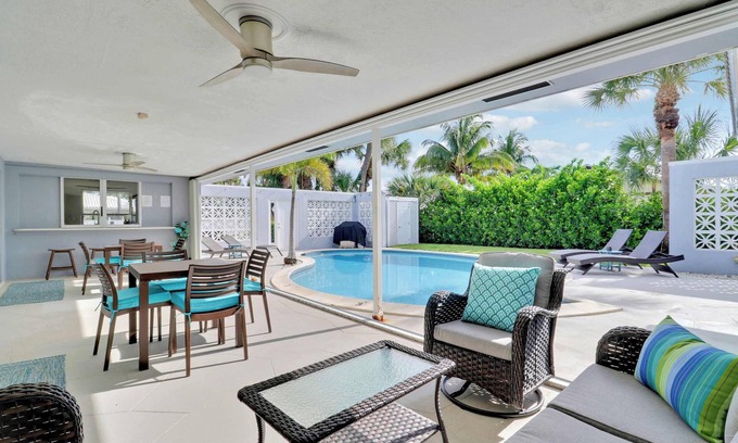 Singer Island House | 4 Bedroom Pool Home - Walk to the Beach!