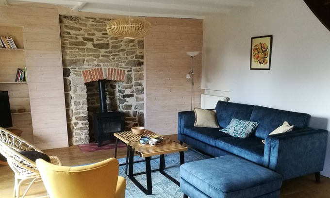 Pluneret House | 4 bedroom stone house near Auray between orchards and marshes