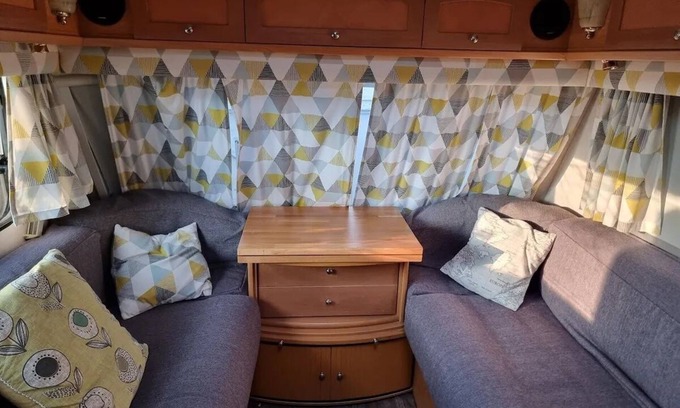 Singlewell House | 4 berth caravan in a garden, nestled in the trees