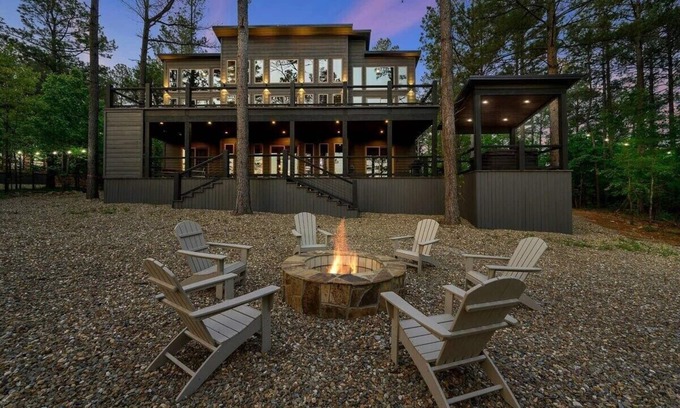 Pickens Cabin | 4 King Suites | Pet-Friendly Cabin w/Sunset Views + Ride to ATV Trails