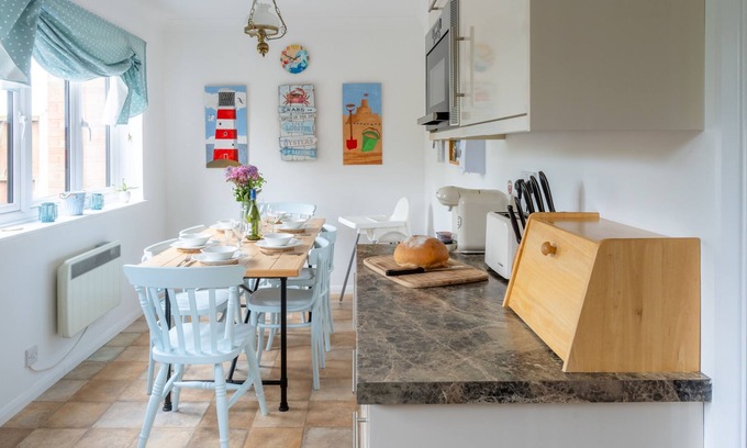 Hunstanton House | 4 Langford Cottages, Ringstead, Norfolk
