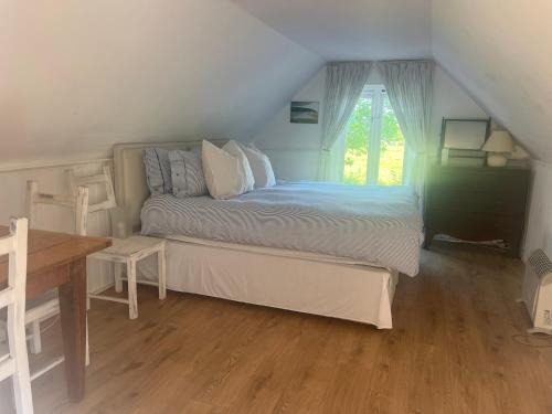 New Forest District Bed & Breakfast | 4 Lisle court cottages