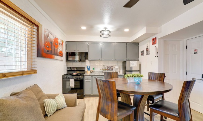 El Paso Apartment | 4 Mi to Dtwn El Paso: Pet-Friendly Apartment!